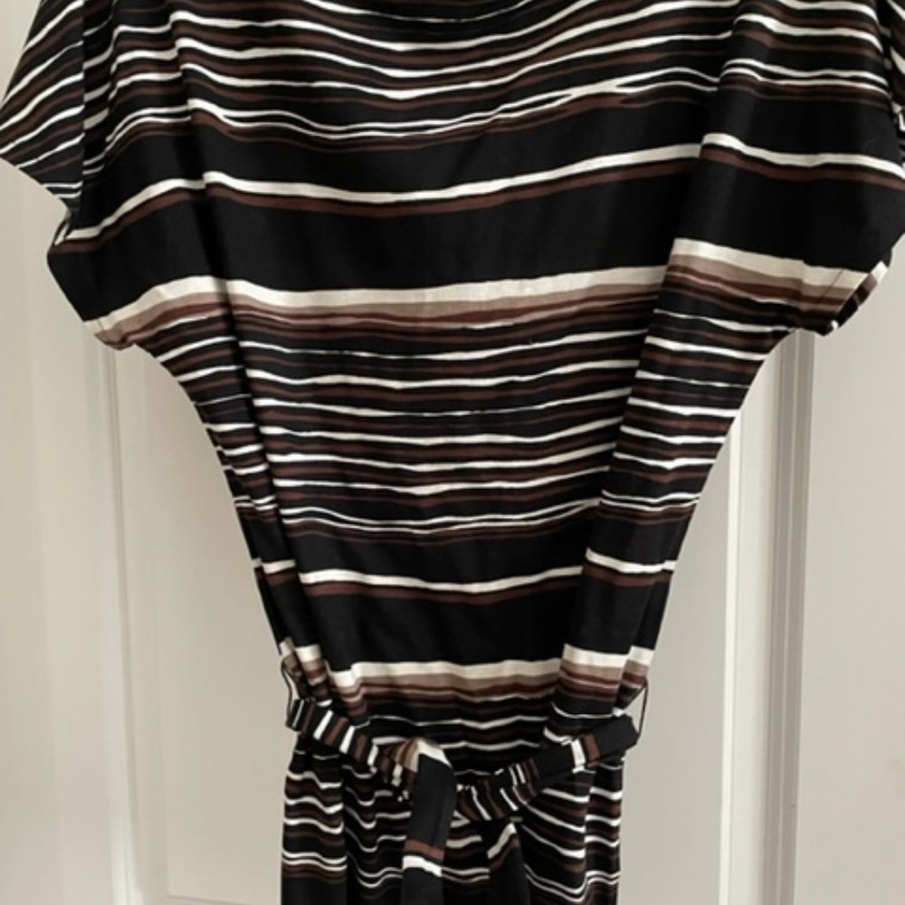 Talbot top, strips black, brown, cream w/optional tie belt